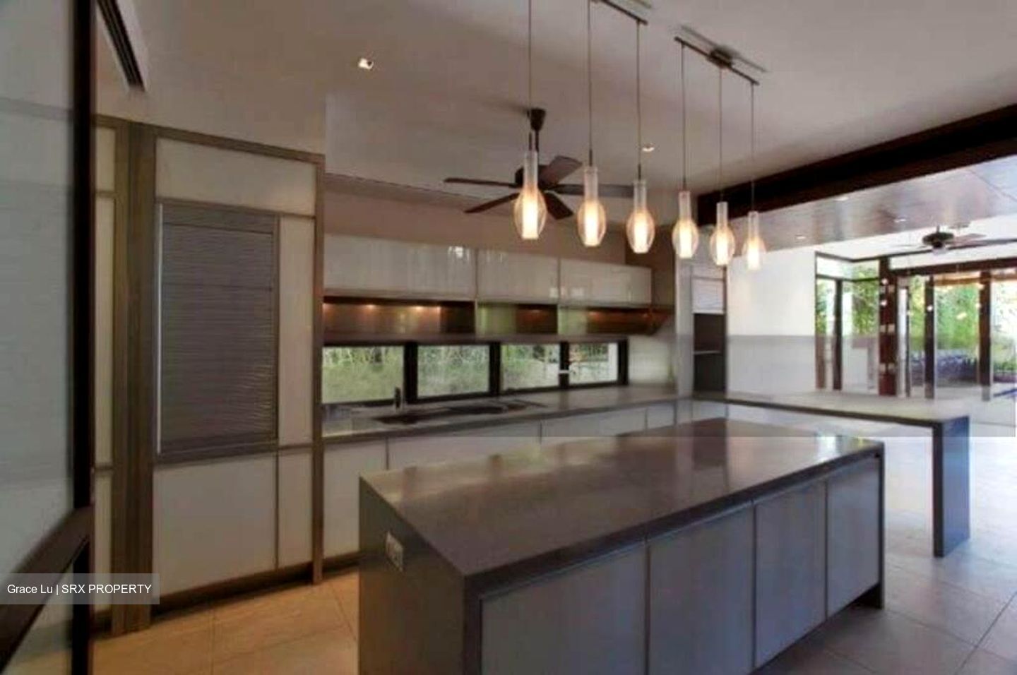 Ocean Drive (D4), Detached #470393921